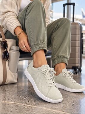 Flux footwear training sneakers travel beige grey 8
